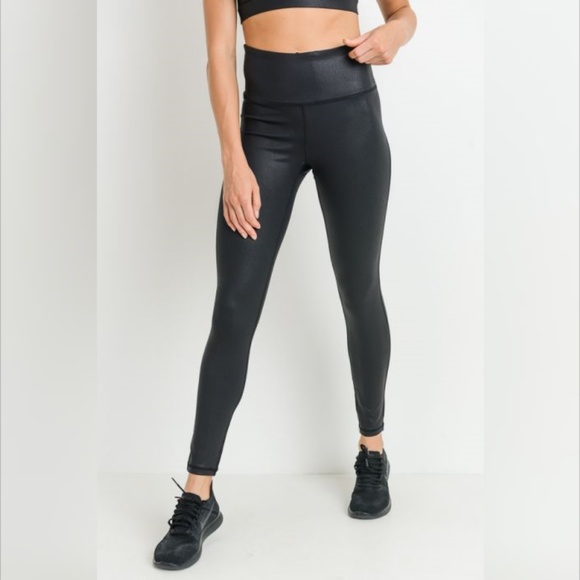 Highwaist Foil Scale Print Full Leggings - Picture 4 of 7